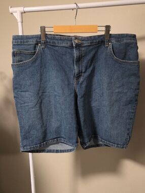 Lee Women's Medium Blue Denim Jean Shorts
